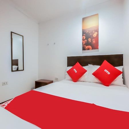 Super Oyo 856 City Stay Inns Slex Makati Pasay Esterno foto